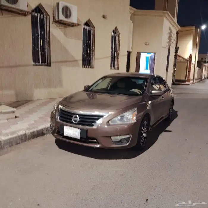 السلام عليكم للبيع التيما موديل 2016 2