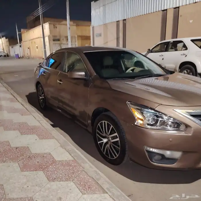 السلام عليكم للبيع التيما موديل 2016 1