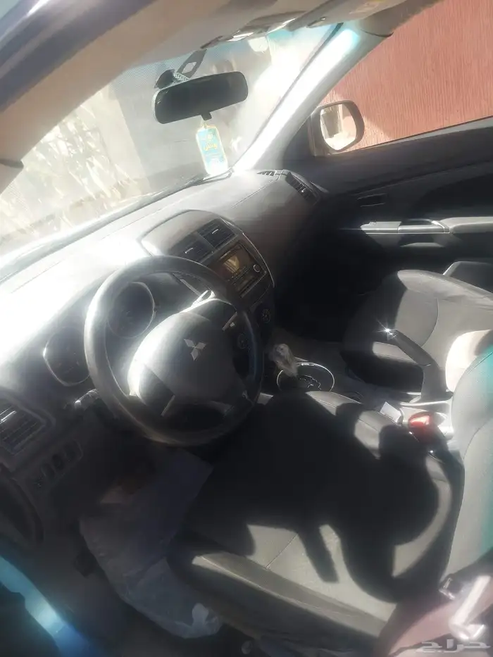 ميتسوبيشي 2014 asx 6