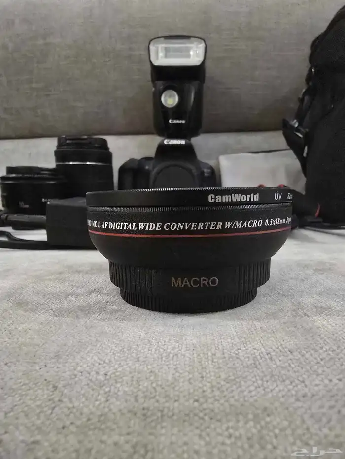 كاميرا كانون 700D مع فلاش خارجي و3 عدسات 2