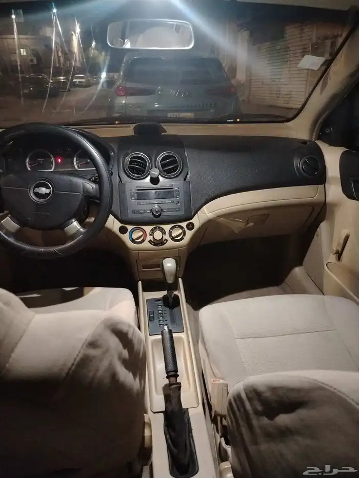 للبيع افيو مديل 2010 4