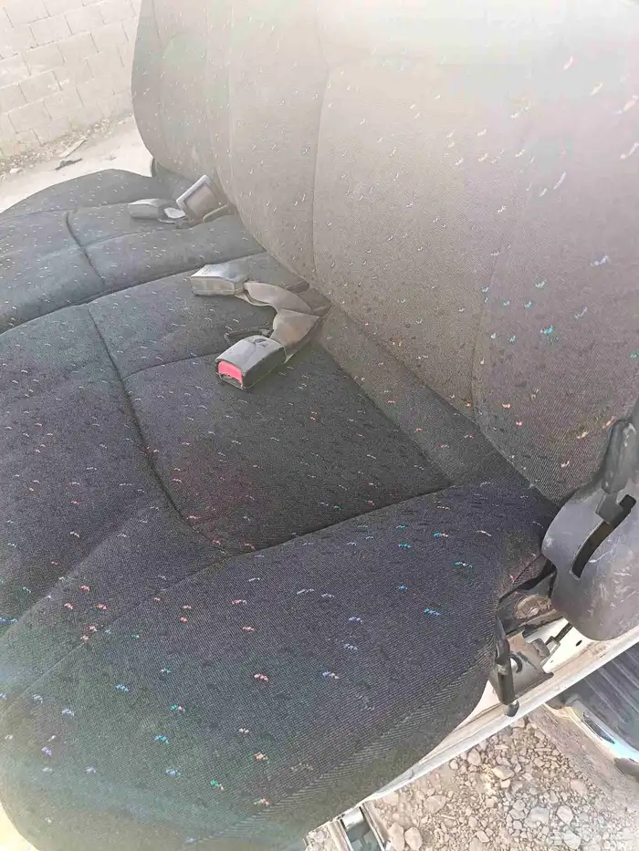 2 كرسي اتش 1 0