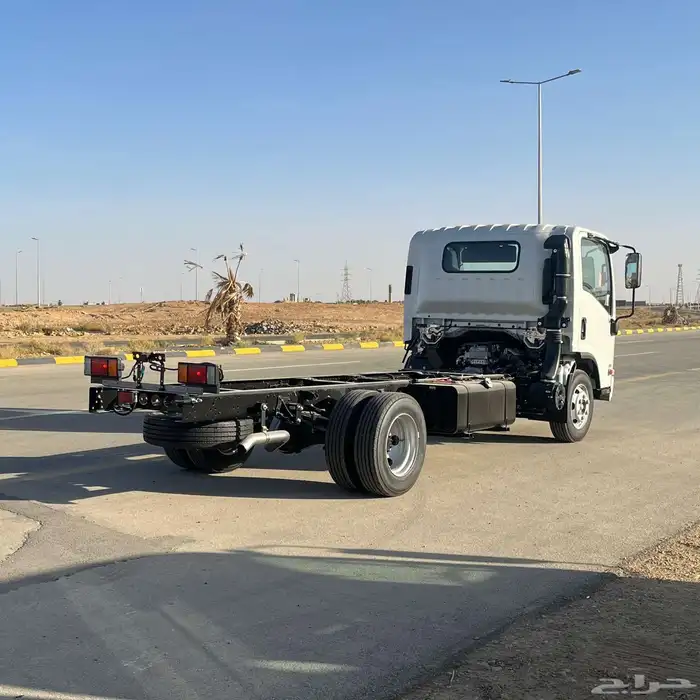 ايسوزو دينا 4 طن 4.95متر 2025 7