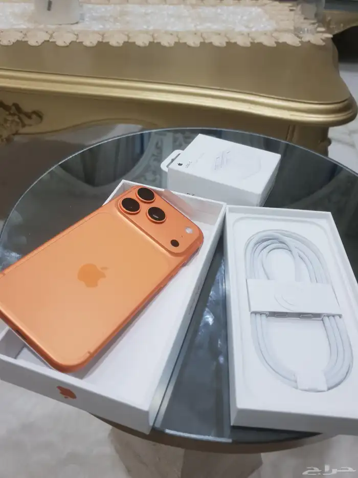 ايفون 17 برو 1