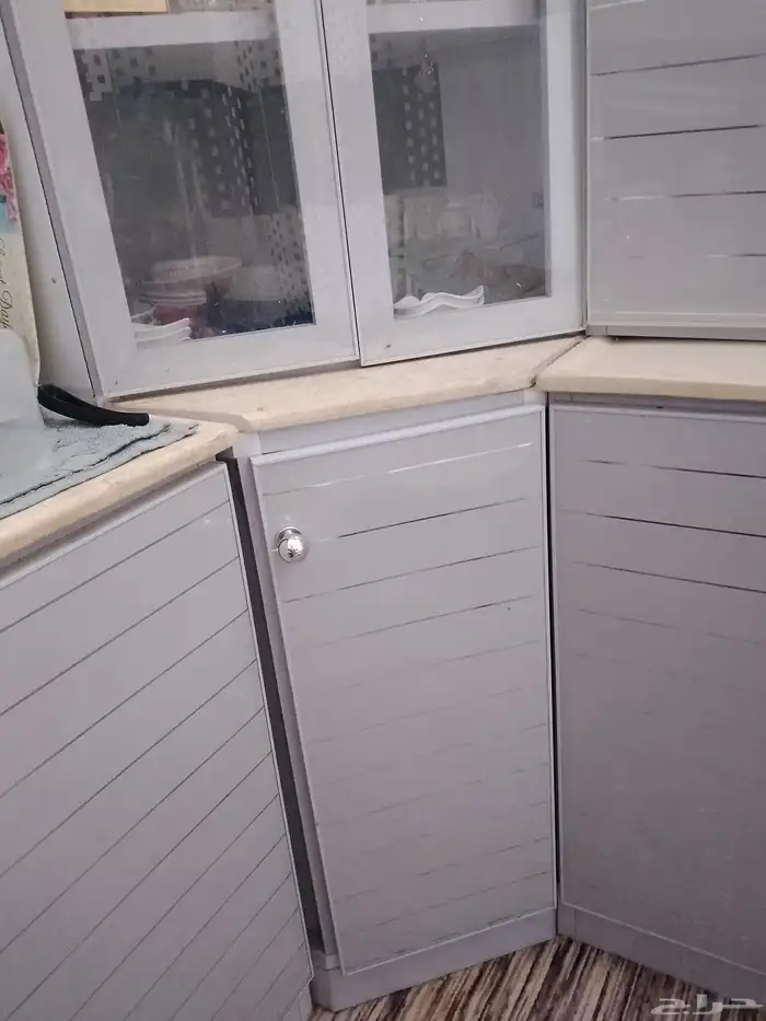للبيع المستعجل زاويه المطبخ جديد جدا جدا استعمال خفيف جدا 0