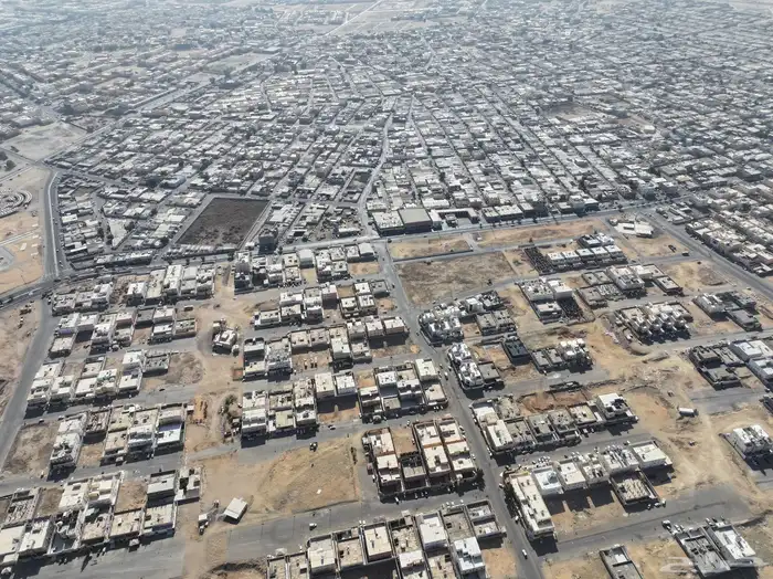 تصوير جوي و ارضي بدقه تصل إلى 5K 8