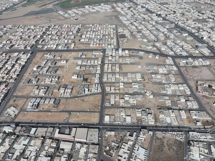 تصوير جوي و ارضي بدقه تصل إلى 5K 23