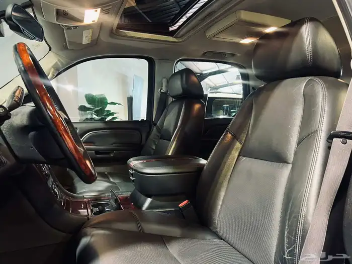 كاديلاك اسكاليد 2009 بحاله ممتازه ماشاء الله 6