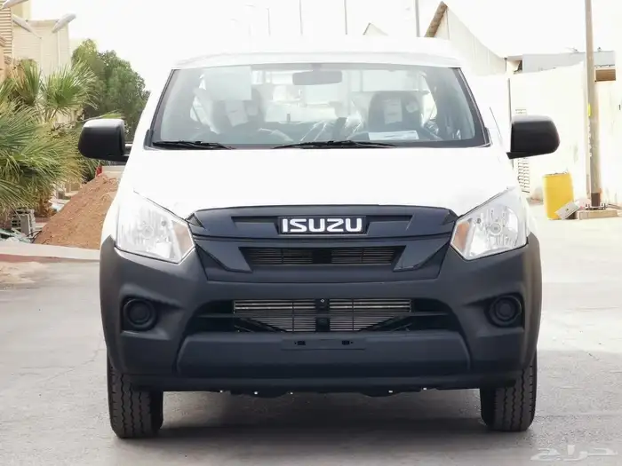 ايسوزو ديماكس غمارتين موديل 2025 1