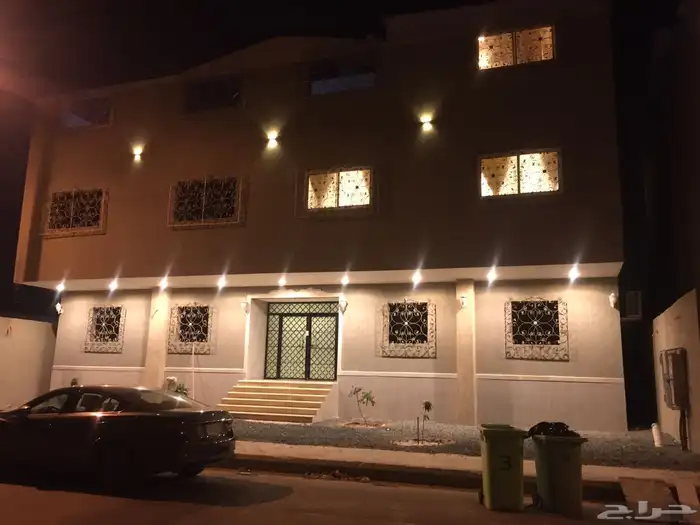 روف للإيجار ( دور مفتوح وملحق ) ولي العهد 8 0