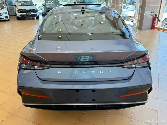 هيونداي الإلنترا كومفورت2025 9