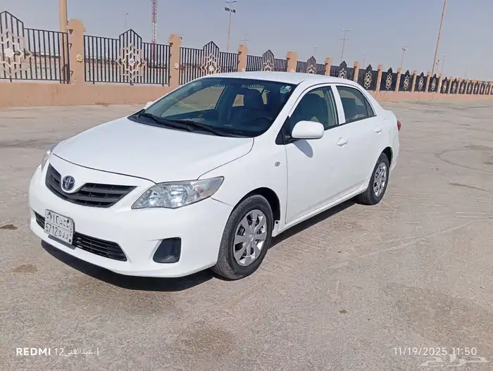 للبيع كورلا 2013 قير تماتيك 2