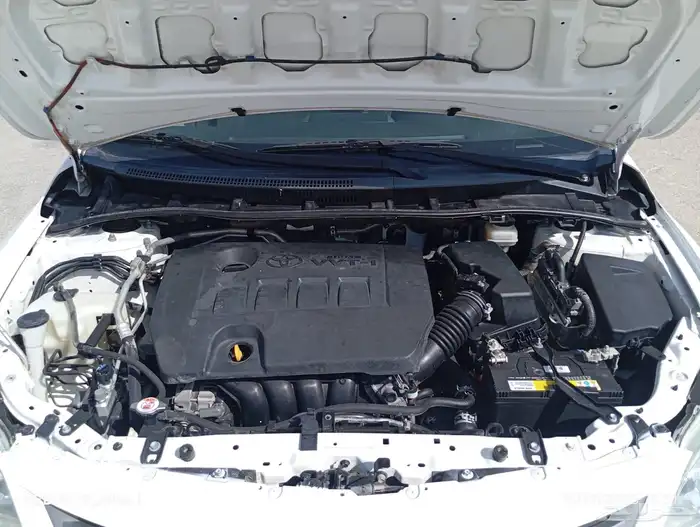 للبيع كورلا 2013 قير تماتيك 4