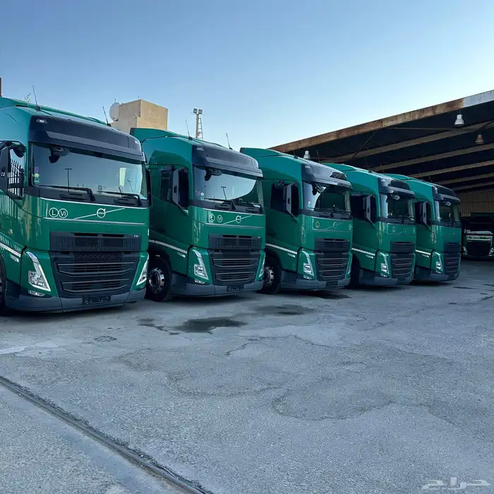 شاحنات 2021 VOLVO ( تم البيع ) 7