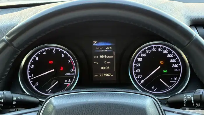 تويوتا كامري 2018 8