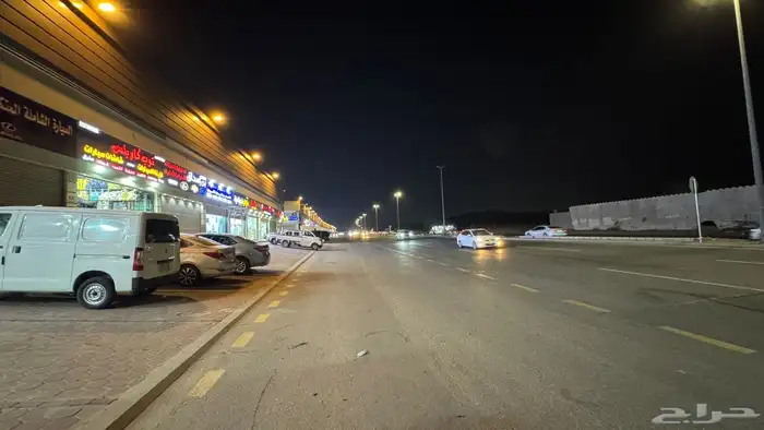 محل قطع غيار سيارات بموقع مميز جدا للتقبيل 1