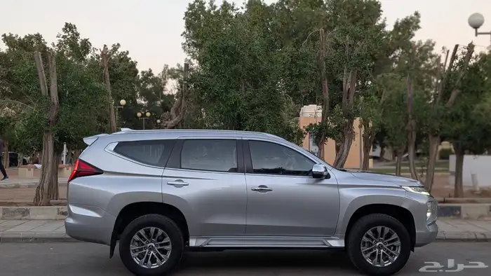 ميتسوبيشي مونتيرو 2021 7