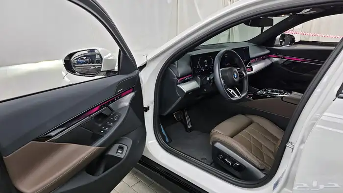 للاستيراد من كوريا _ BMW 520i _ 2024 3