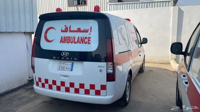 هيونداي إسعاف ستاريا ديزل اعلي المواصفات اوتوماتيك 1