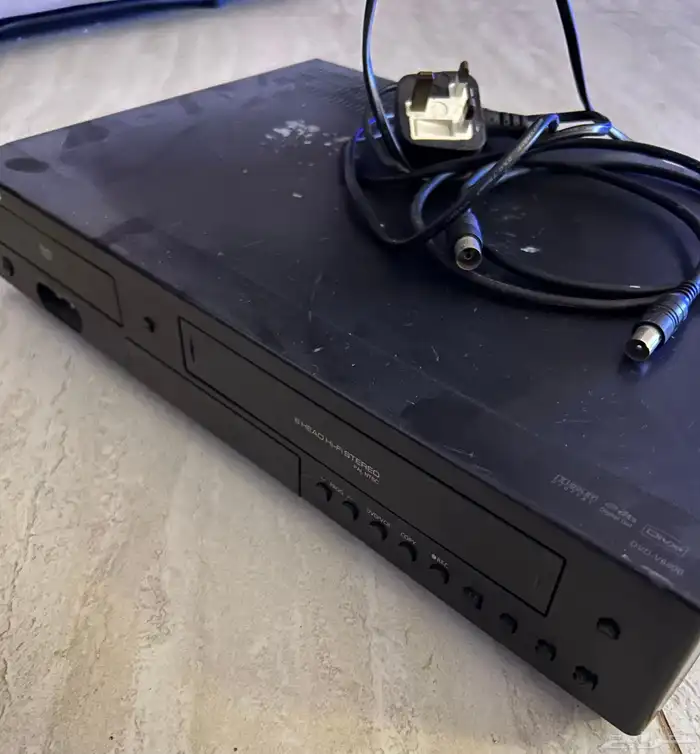 فيديو ومشغلDVD- سامسونج 2