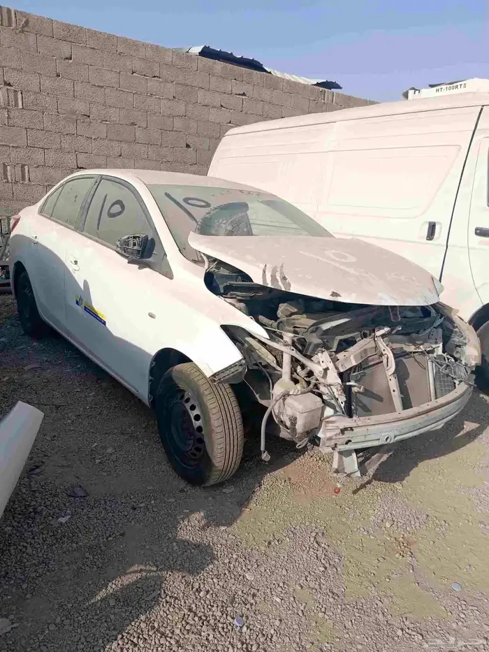 يوجد لدينا تشليح جميع أنواع السيارات 0