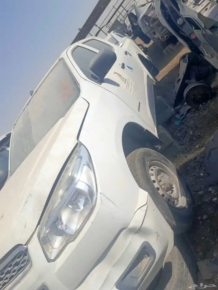 يوجد لدينا تشليح جميع أنواع السيارات 1