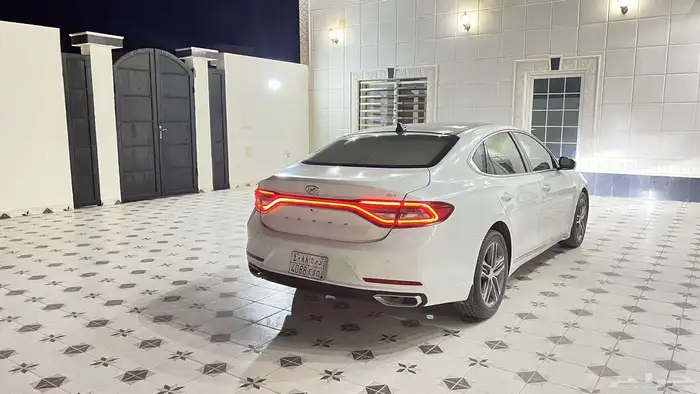 ازيرا موديل 2018 1