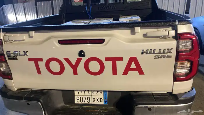 هايلوكس 2024 فل كامل للبيع الممشى 13800 3