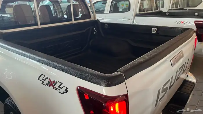 النوع   ايسوزو ديماكس 2022 20