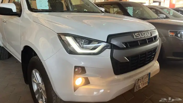 النوع   ايسوزو ديماكس 2022 4