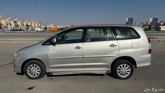 انوفا 2013 ممشى 185 نظيف 6