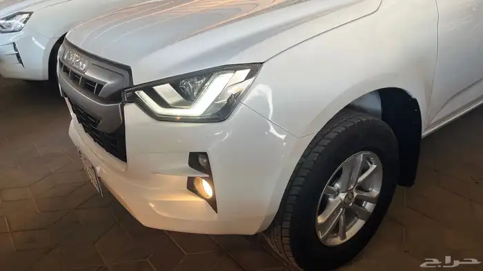 النوع   ايسوزو ديماكس 2022 2