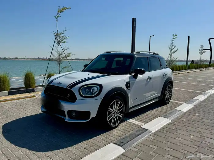 للبيع مني كوبر مان s 2020 3