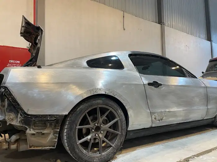 ورشه العاشره لصيانة السيارات الثقبه 12