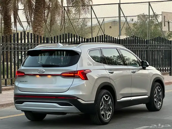 هونداي سنتافي موديل 2021 سعودي فل كامل اعلئ فئة 7 مقاعد 20