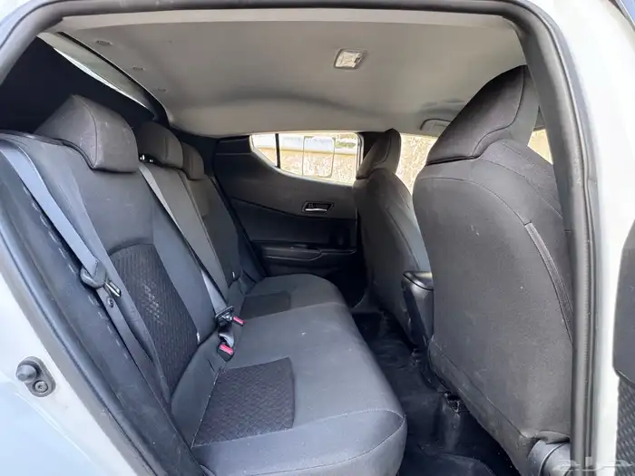 تويوتا CHR 2022 بحالة الوكالة 29