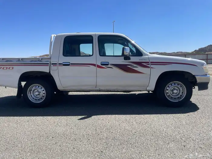 هايلكس مكيف 2000 1