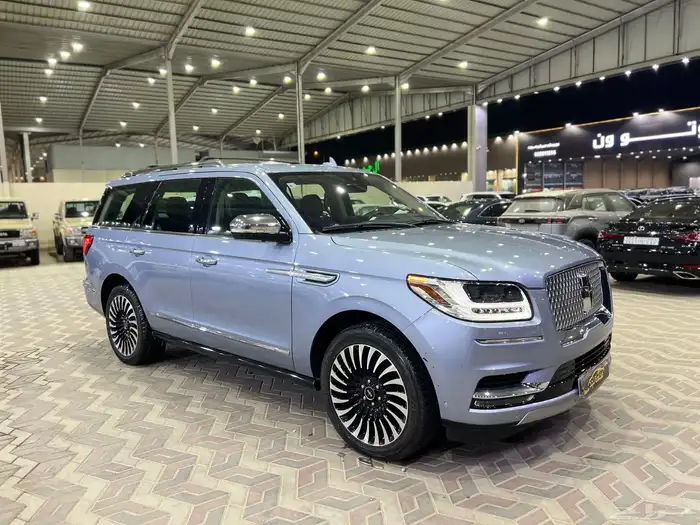 لنكولن نافيجتور 2019 فل كامل ماشي 84 الف 2