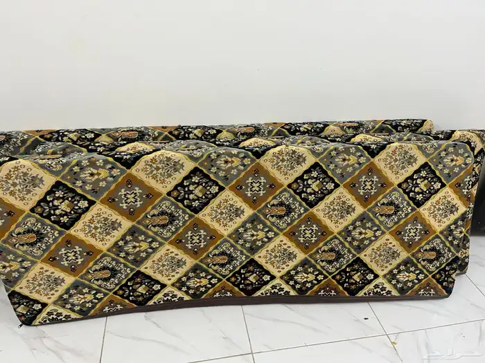 كنب مجلس وارضي وفرن 4