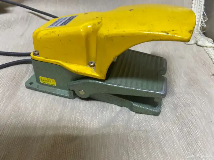 دواسة كهربائيه للاجهزة الطبيه و سلك اشعة سينيه للاسنان 3