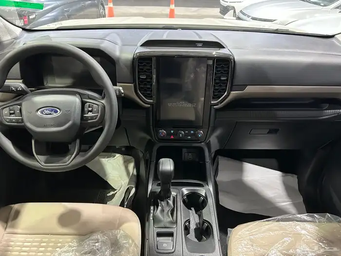 فورد ايفرست XLS دبل 2025 10