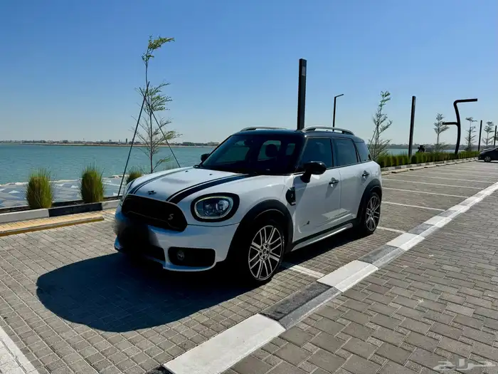 للبيع مني كوبر مان s 2020 0