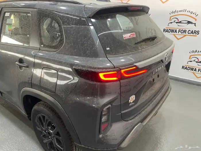 تويوتا اوربان ستاندر 2026 7