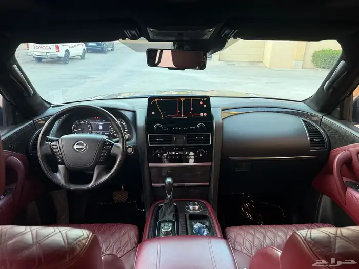 للبيع باترول بلاتينيوم V8 2023 6