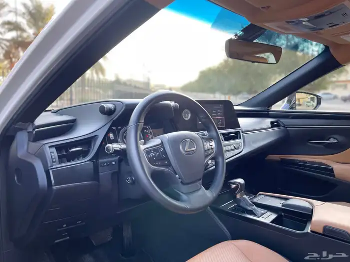 لكزس-ES300h-2022(ممشي61الف) 19