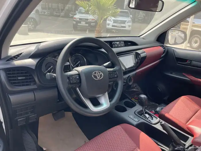 هايلوكس غمارتين بريمي GLS بدون دبل بنزين قير تمتيك 2025 6