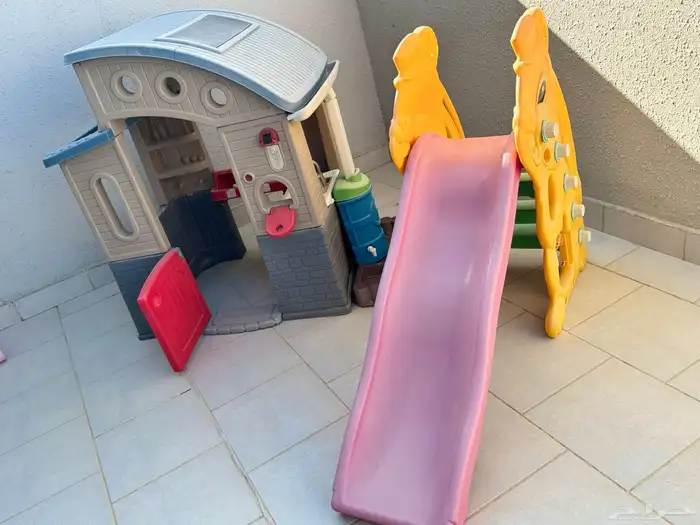 العاب أطفال مقاومة للحرارة مصممه للجلسات الخارجية والحدائق 0