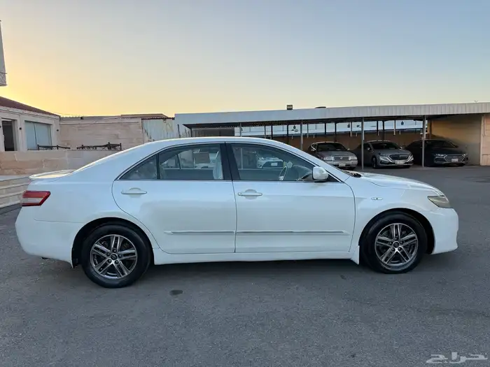 للبيع تويوتا كامري 2011 ليميتد 13