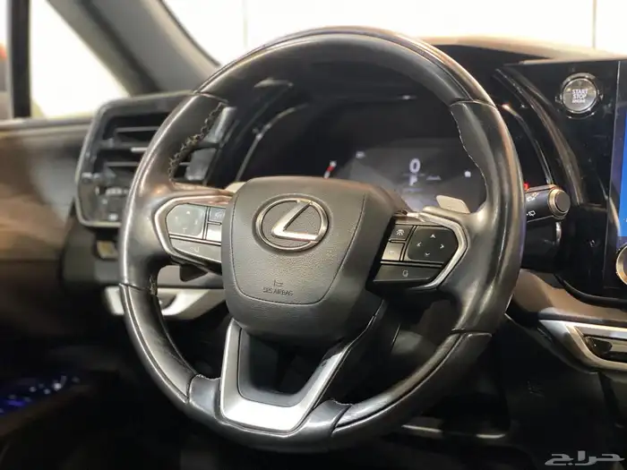 لكزس RX350 2023 ( العداد 15 الف ) بحالة الوكالة 12