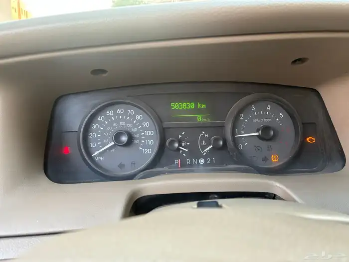 فورد قراند ماركيز 2008 12